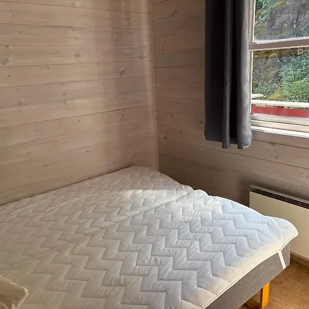 אכסניה Kyrping Camping Kyrping
