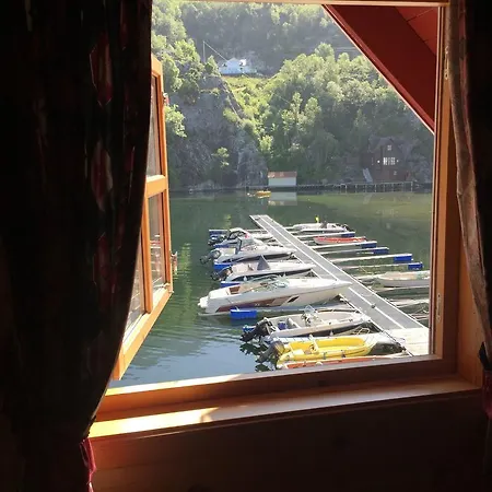 凯尔平露营酒店